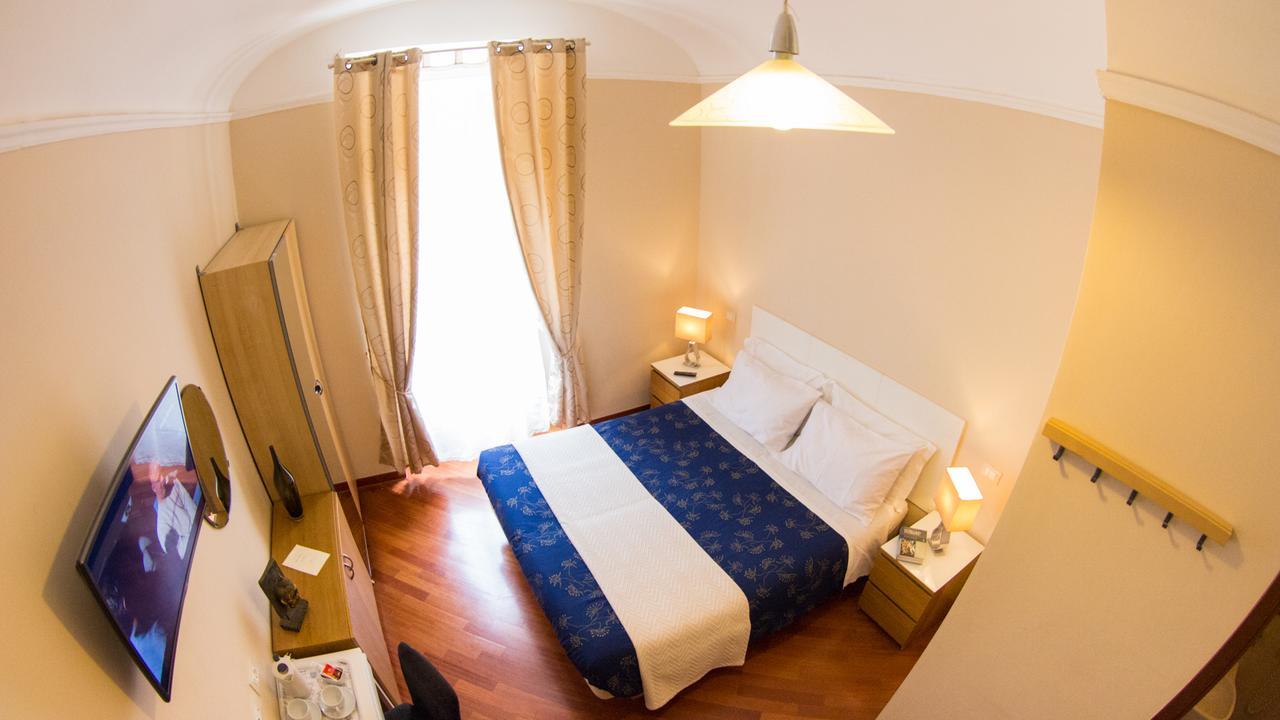 Hotel Martino Ai Monti روما المظهر الخارجي الصورة