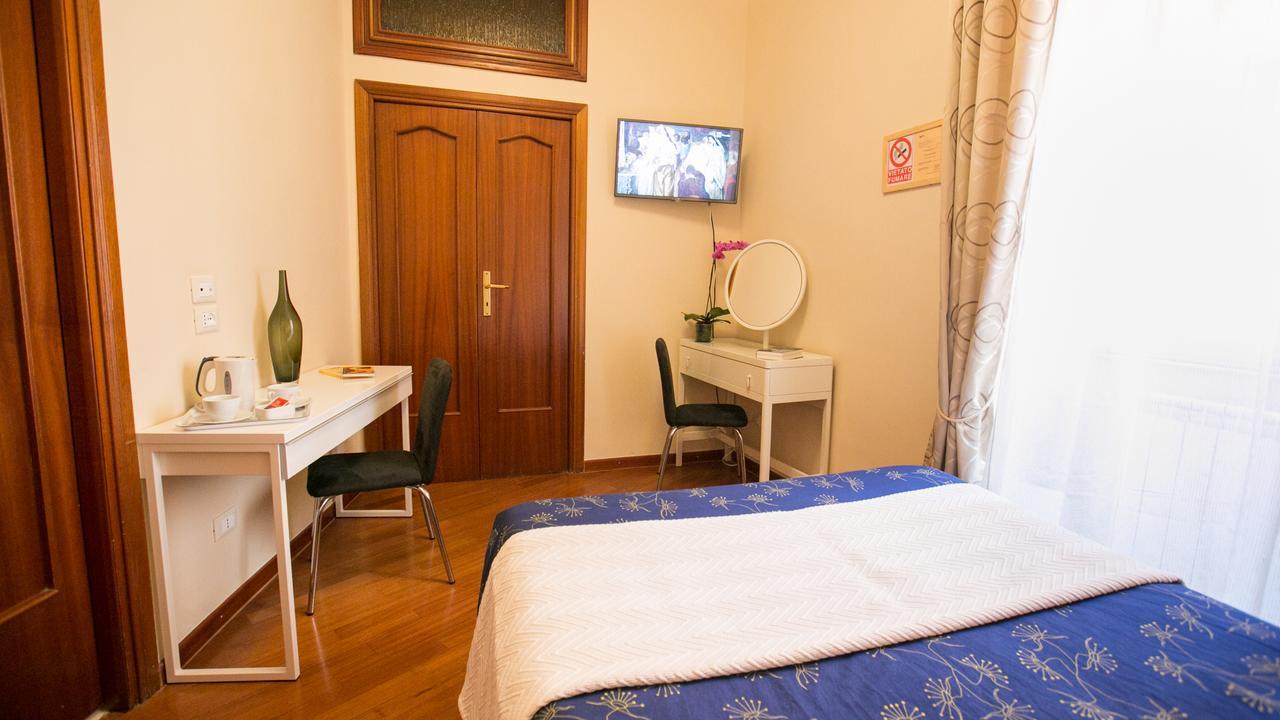 Hotel Martino Ai Monti روما المظهر الخارجي الصورة