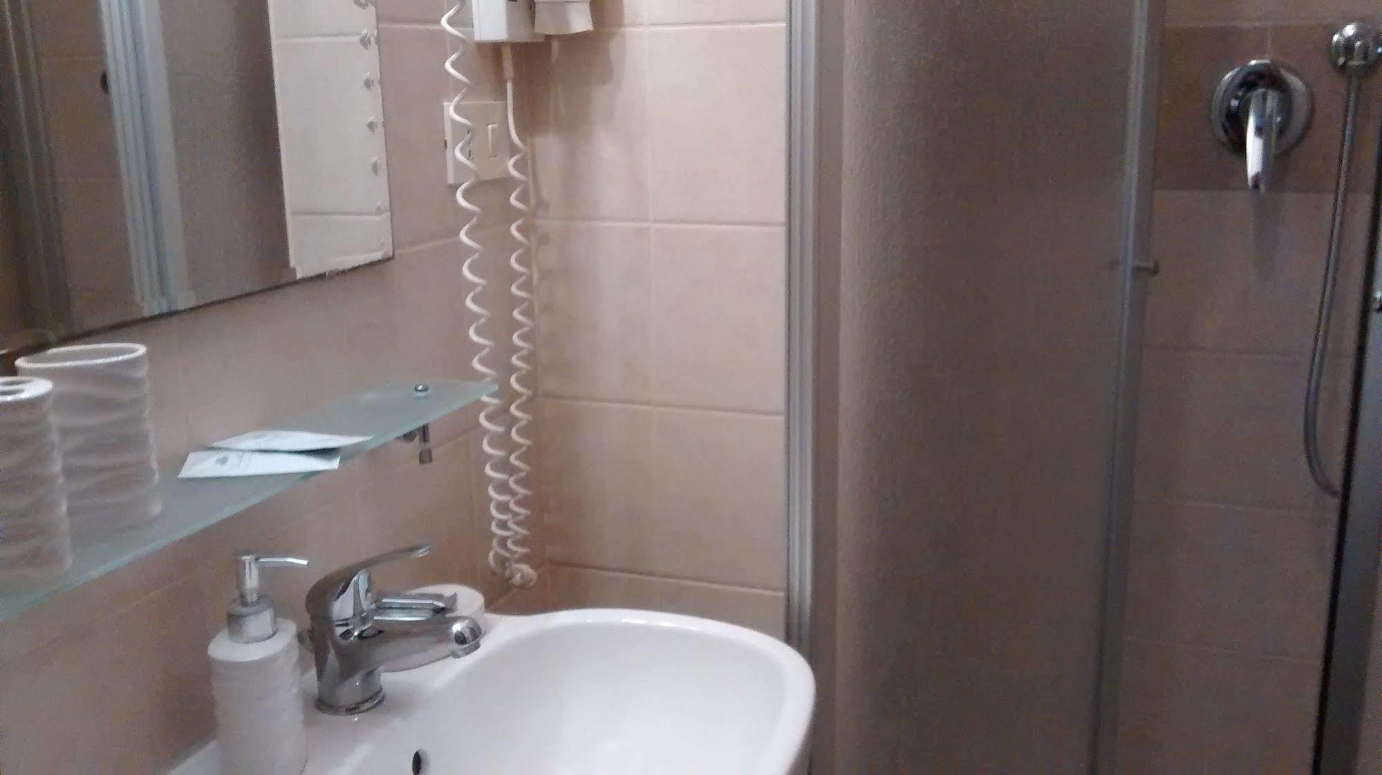 Hotel Martino Ai Monti روما المظهر الخارجي الصورة